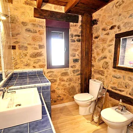 House With 4 Bedrooms In With Wifi * El Payo