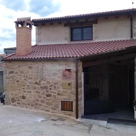 House With 4 Bedrooms In With Wifi