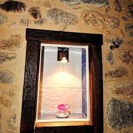 House With 4 Bedrooms In With Wifi 別荘